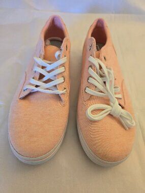 CANVAS SNEAKERS CASUAL LACE UP LOW TOP LIGHT ORANGE SIZE 7.5 NWOT VAN'S